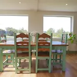 Dom wakacyjny 4-bed With Woodburning Stove,short Stroll To The Along A Quiet Country Lane Ballyvaldon
